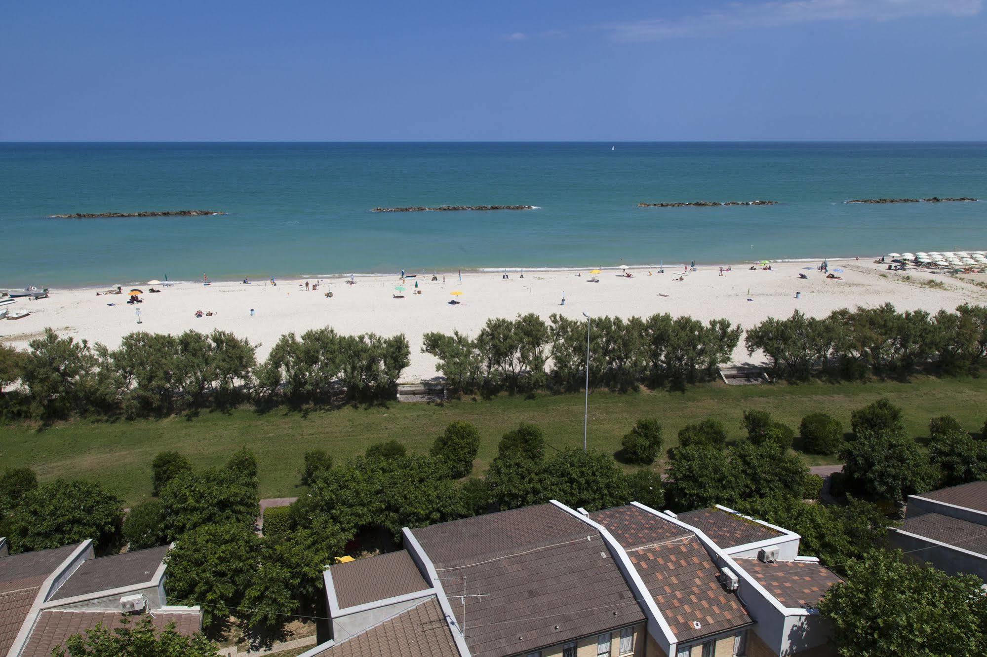 Residence Casabianca Porto San Giorgio Extérieur photo